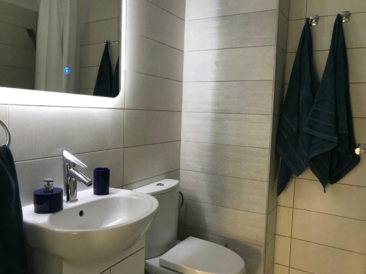 Luxury Westpark 2 Presidentialsuite With Lake View W4 Bucureşti Ngoại thất bức ảnh