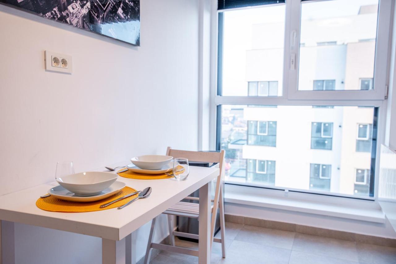 Luxury Westpark 2 Presidentialsuite With Lake View W4 Bucureşti Ngoại thất bức ảnh
